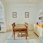 Skol 639. Estupendo En Апартаменти