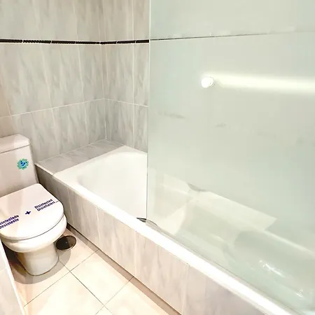 Skol 639. Estupendo En דירה