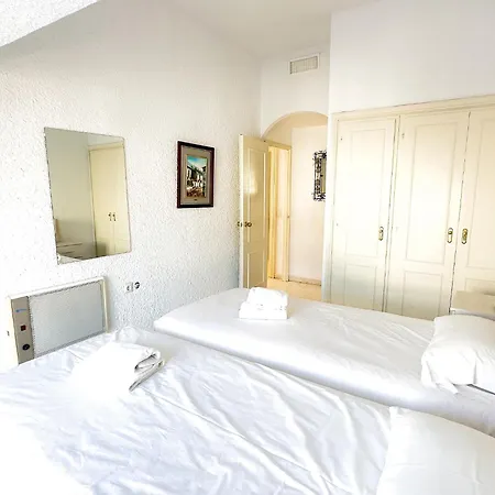 Skol 639. Estupendo En דירה *