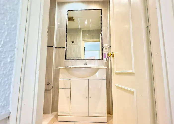 Skol 639. Estupendo En * Μαρμπέλλα